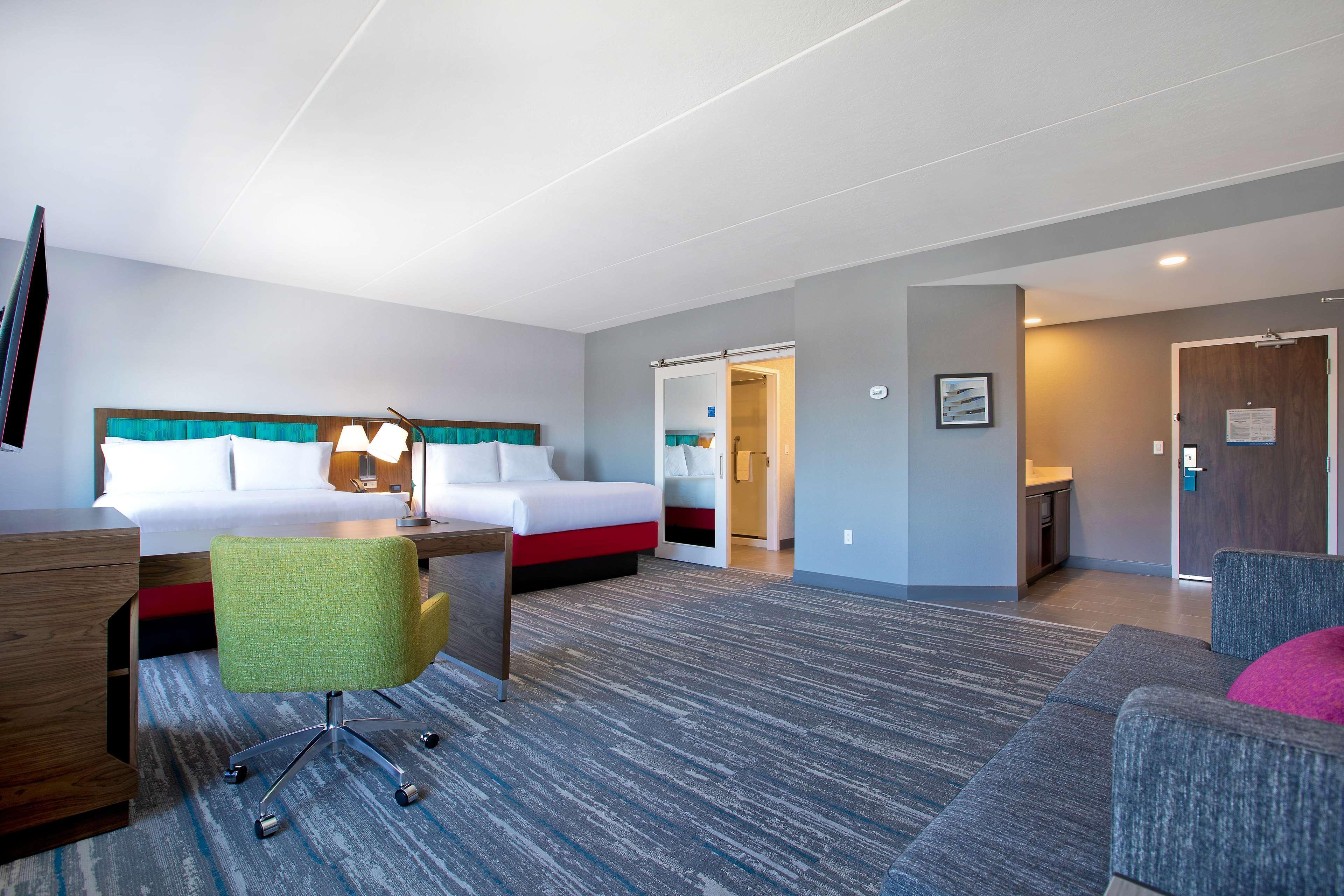 Hampton Inn & Suites Ottawa West, Ontario, Canada Zewnętrze zdjęcie