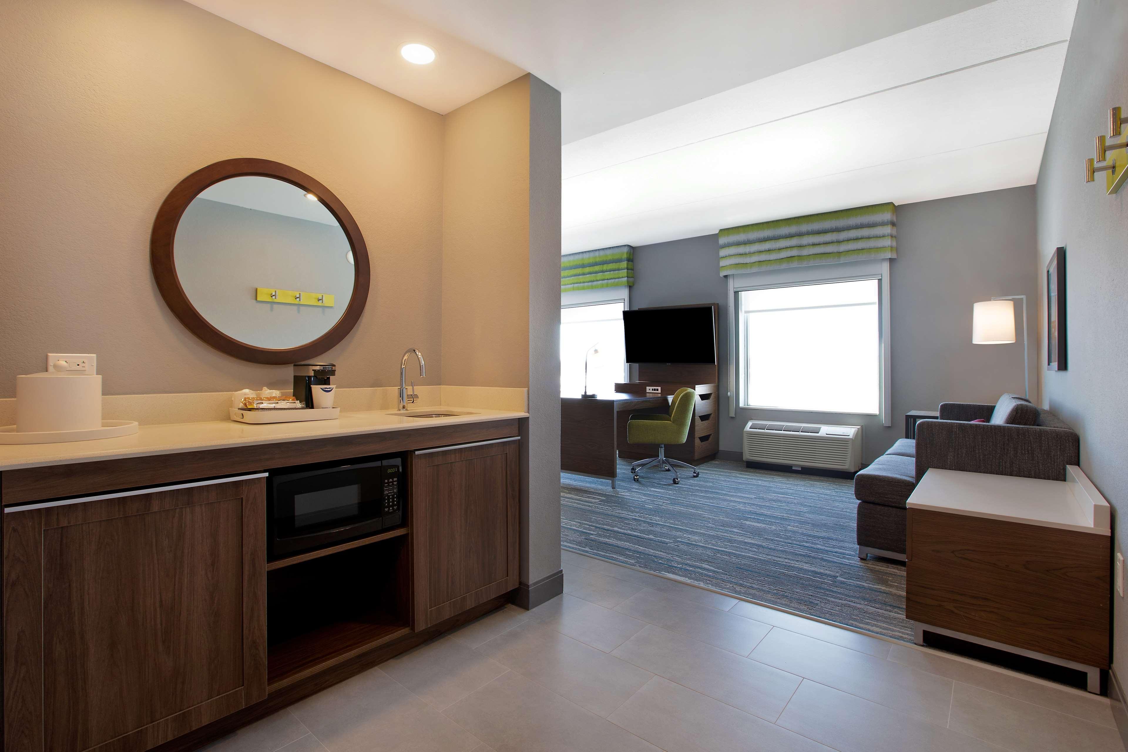 Hampton Inn & Suites Ottawa West, Ontario, Canada Zewnętrze zdjęcie