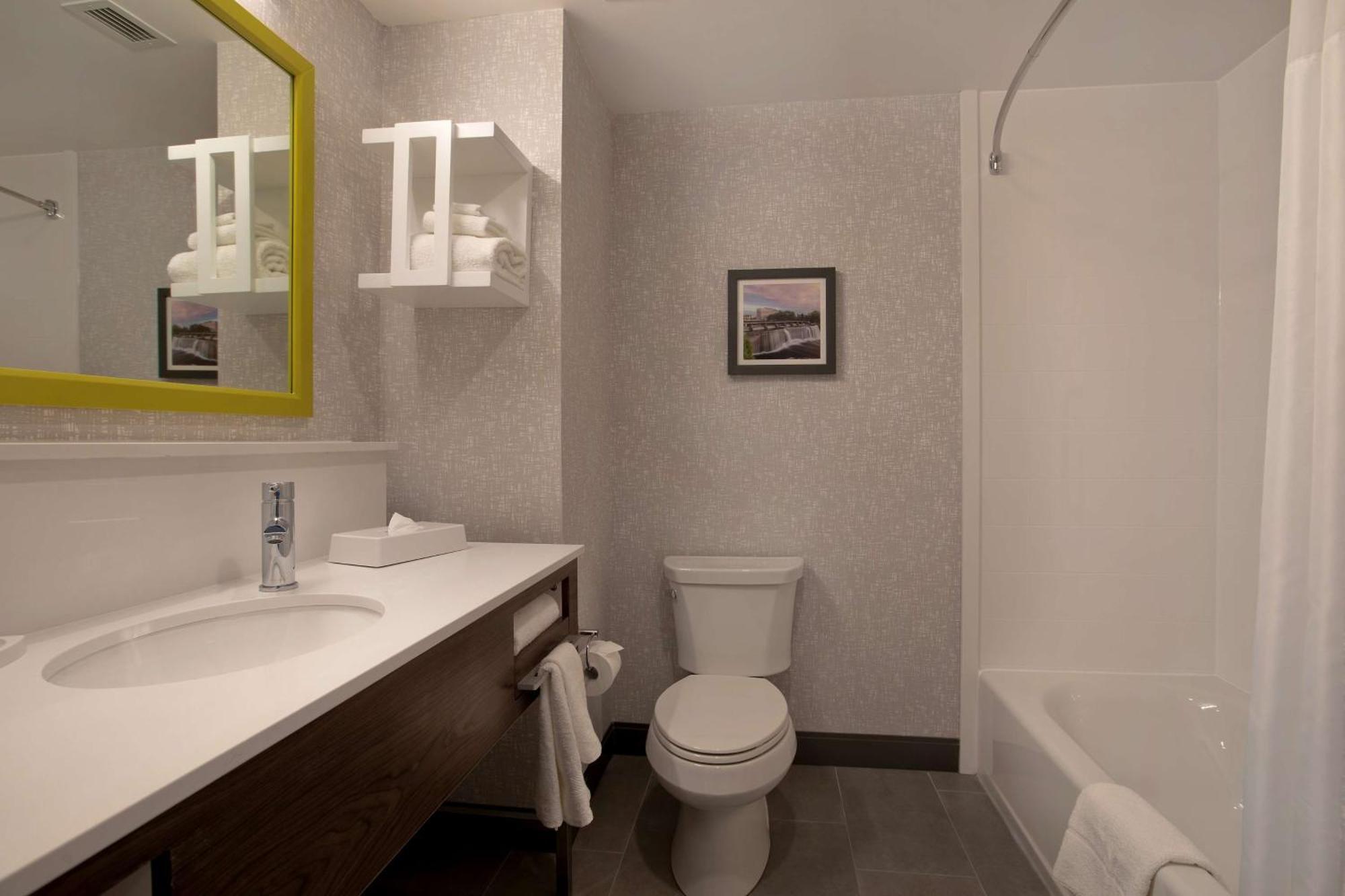 Hampton Inn & Suites Ottawa West, Ontario, Canada Zewnętrze zdjęcie